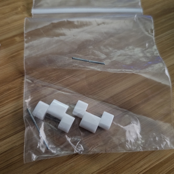 Michael Kors Ceramic Watch - Picture 9 of 11